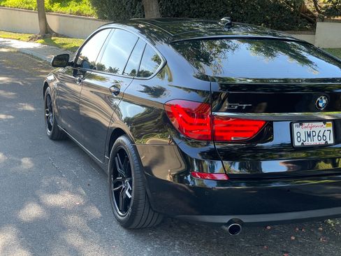 Used 2011 BMW 535i Gran Turismo image 2