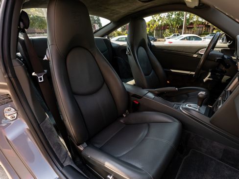 Used 2006 Porsche 911 Carrera S image 13