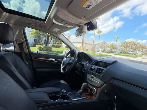 Used 2011 Mercedes-Benz C 300 C 300 Sport Sedan 4D image 15