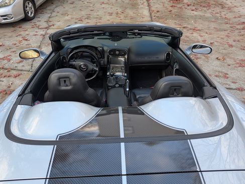 Used 2009 Chevrolet Corvette Convertible w/ Preferred Equipment Group image 19