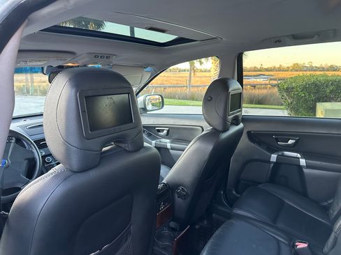 Used 2008 Volvo XC90 V8 image 11