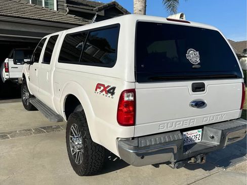 Used 2016 Ford F350 Lariat w/ Lariat Ultimate Package AWD/4WD image 4