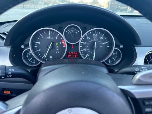 Used 2011 MAZDA MX-5 Miata Grand Touring w/ Premium Pkg image 28