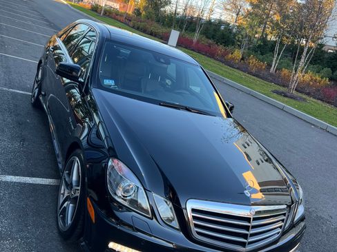 Used 2013 Mercedes-Benz E 63 AMG Sedan image 11