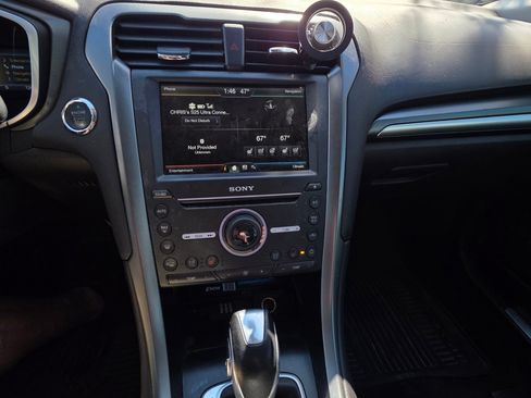 Used 2016 Ford Fusion Titanium image 9