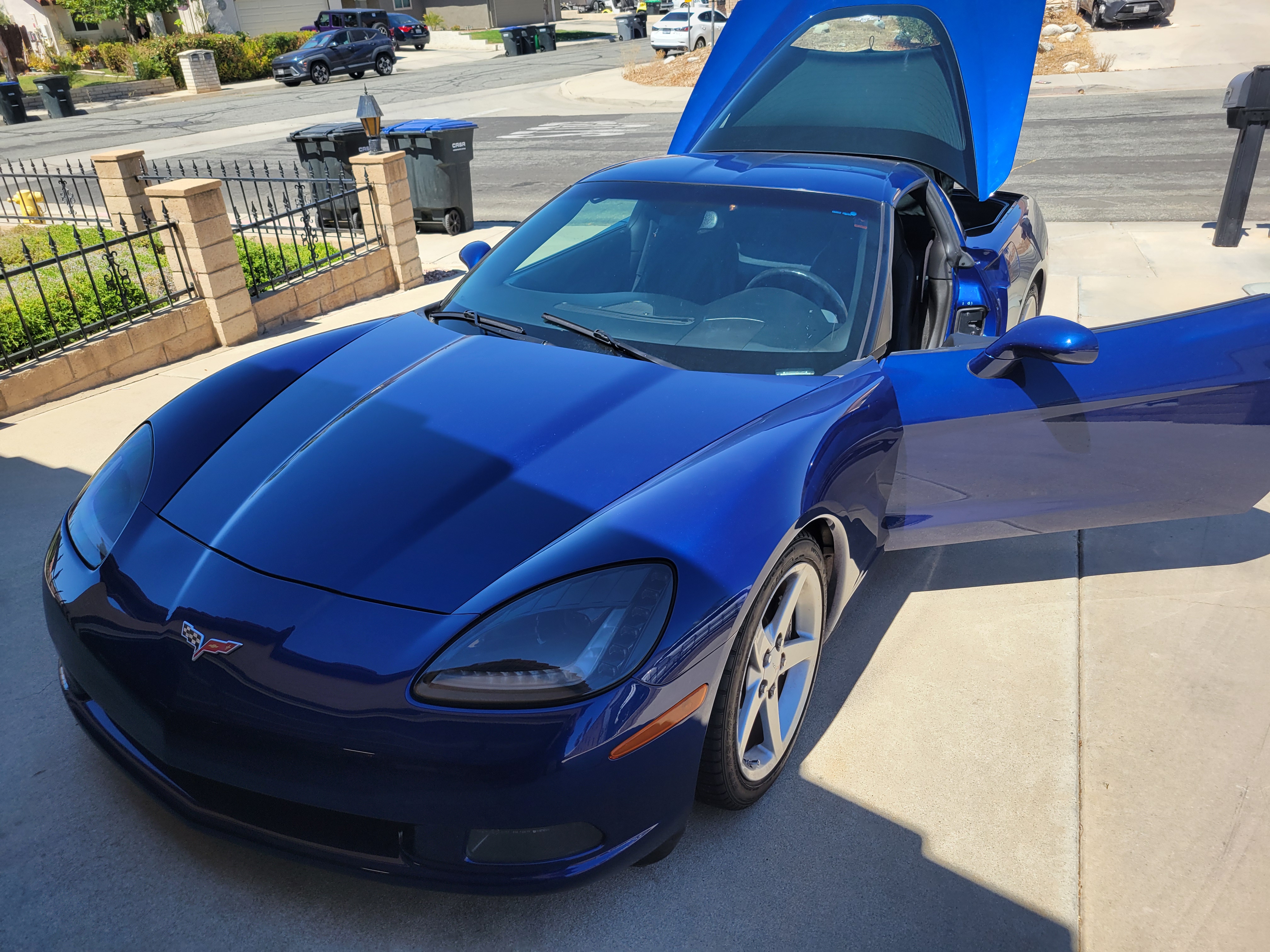 Used 2005 Chevrolet Corvette Coupe RWD image 13