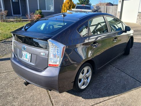 Used 2010 Toyota Prius Five image 6