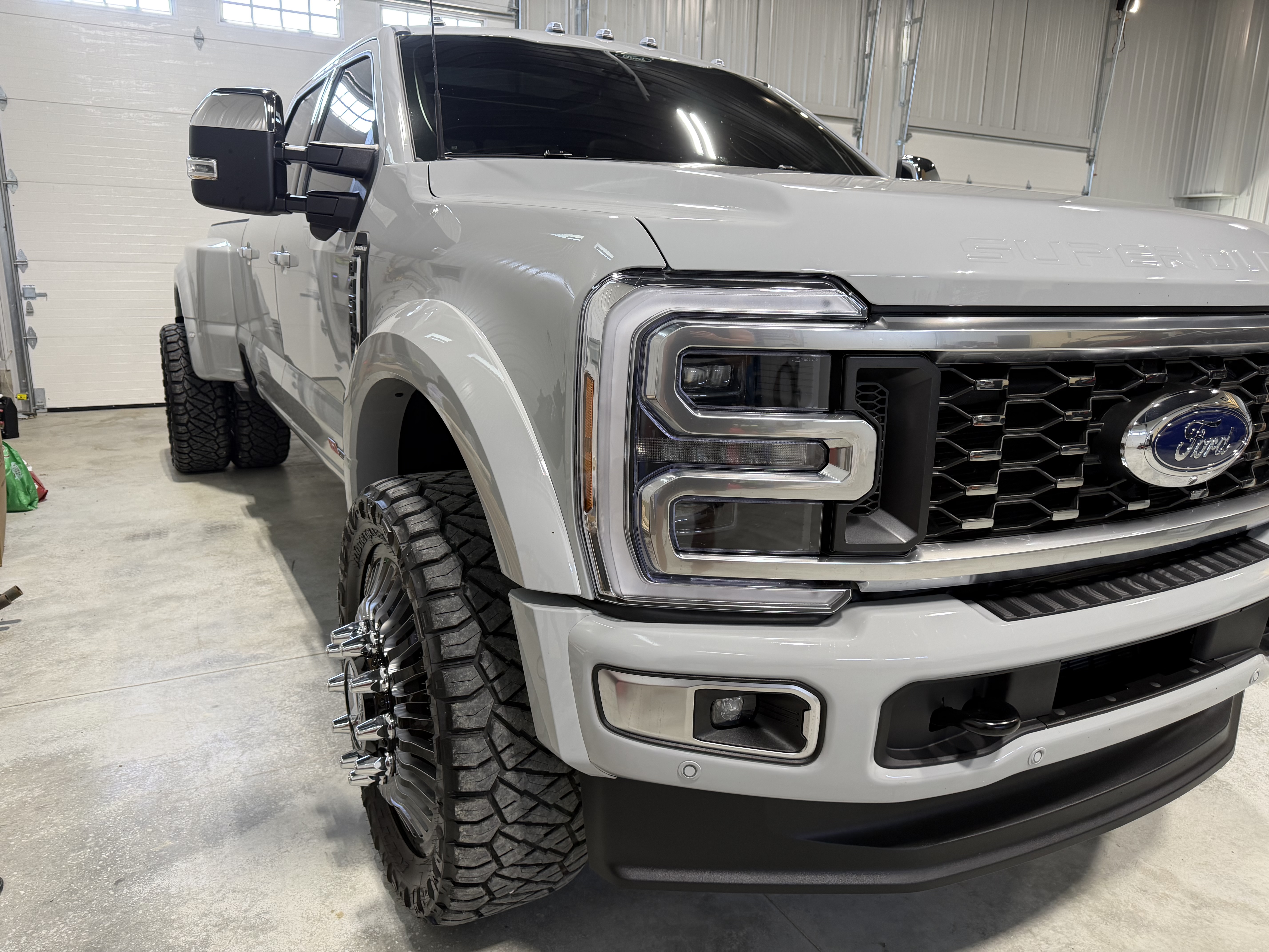 Used 2026 Ford F450 Platinum w/ Platinum Plus Package AWD/4WD image 5
