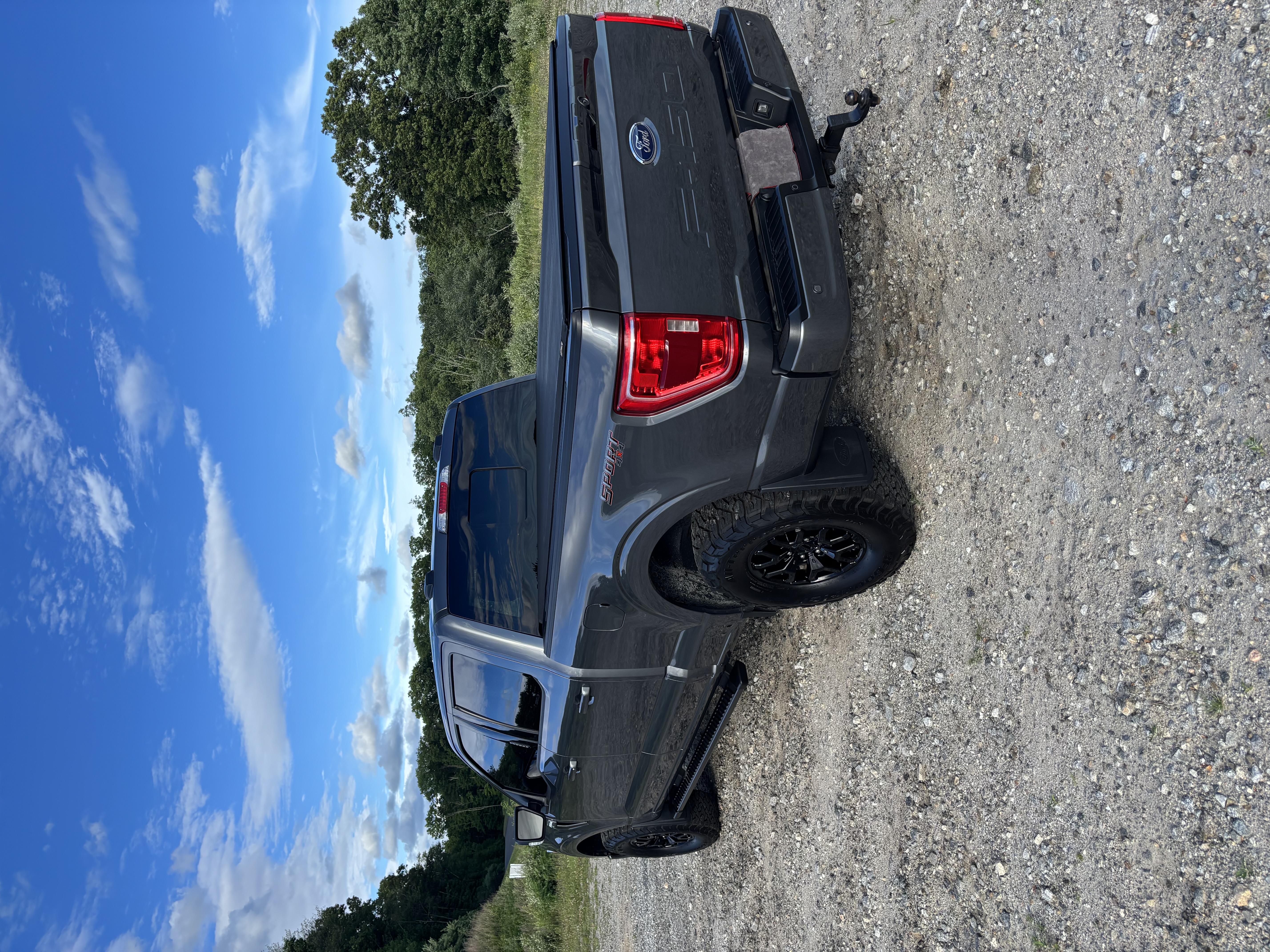 Used 2022 Ford F150 XLT w/ Equipment Group 302A High AWD/4WD image 6