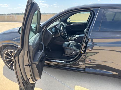 Used 2019 BMW X4 M40i w/ Executive Package image 16