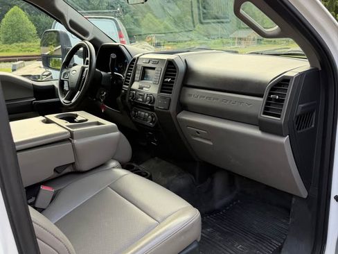 Used 2017 Ford F450 XL AWD/4WD image 12