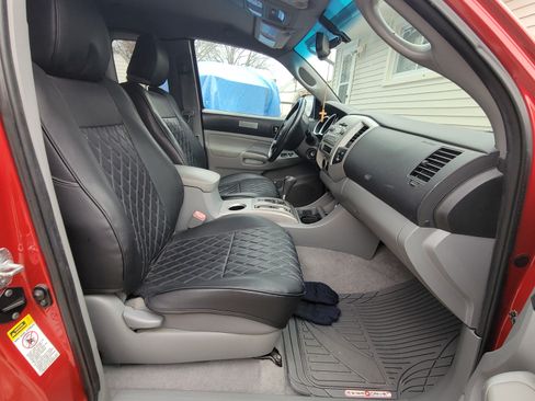 Used 2009 Toyota Tacoma Pickup 4D 6 ft image 8