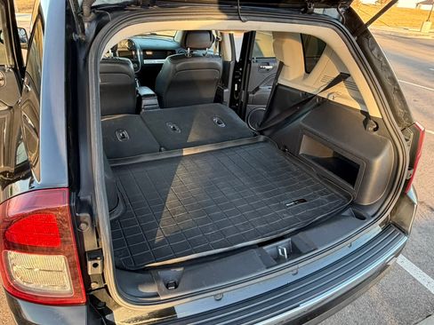 Used 2017 Jeep Compass High Altitude image 16