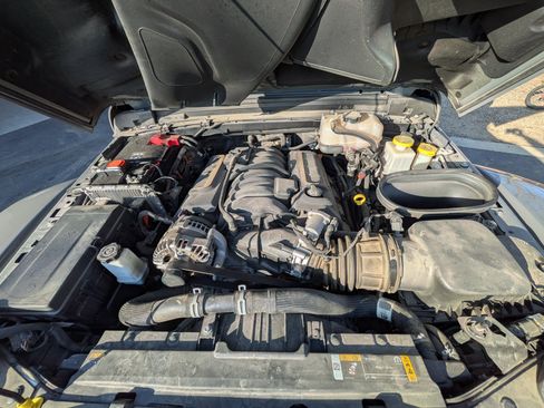 Used 2022 Jeep Wrangler Unlimited Rubicon w/ Trailer Tow Package image 18