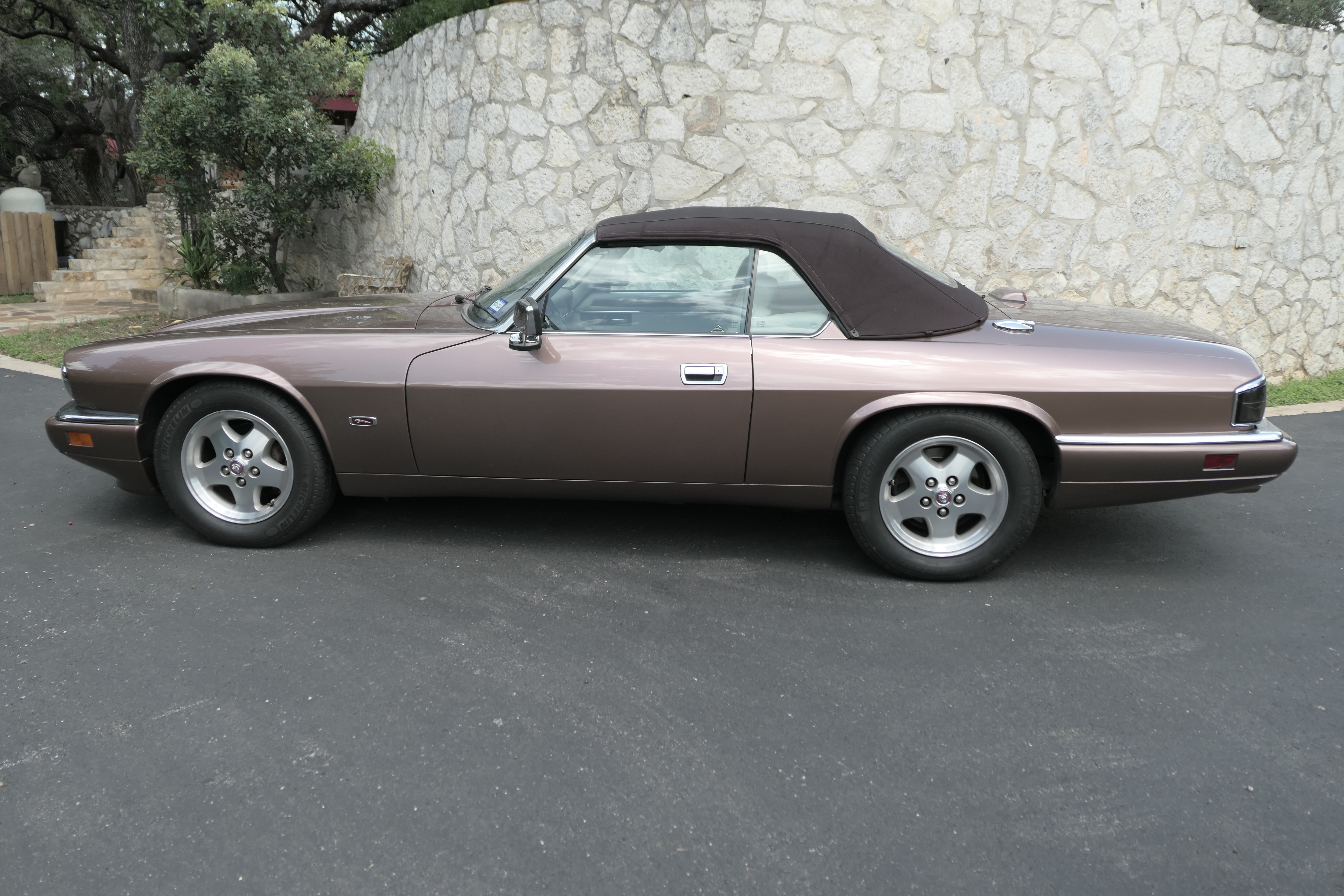Used 1995 Jaguar XJS 4.0 Convertible RWD image 2