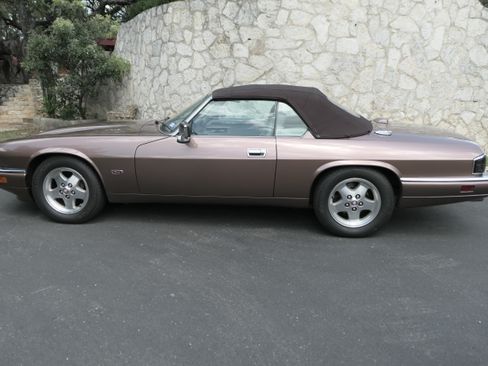 Used 1995 Jaguar XJS 4.0 Convertible image 2