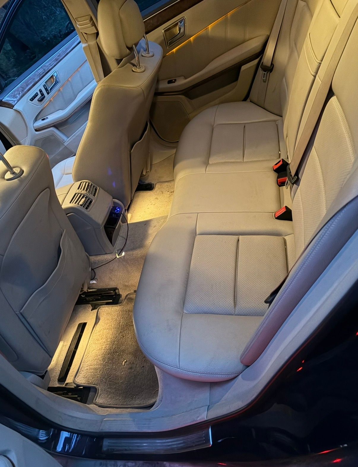 Used 2011 Mercedes-Benz E 350 Sedan image 10