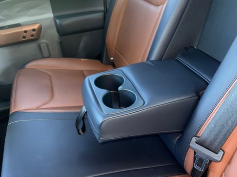 Used 2022 Ford Maverick Lariat w/ Lariat Luxury Package FWD image 13