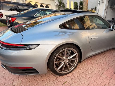 Used 2021 Porsche 911 Carrera image 12
