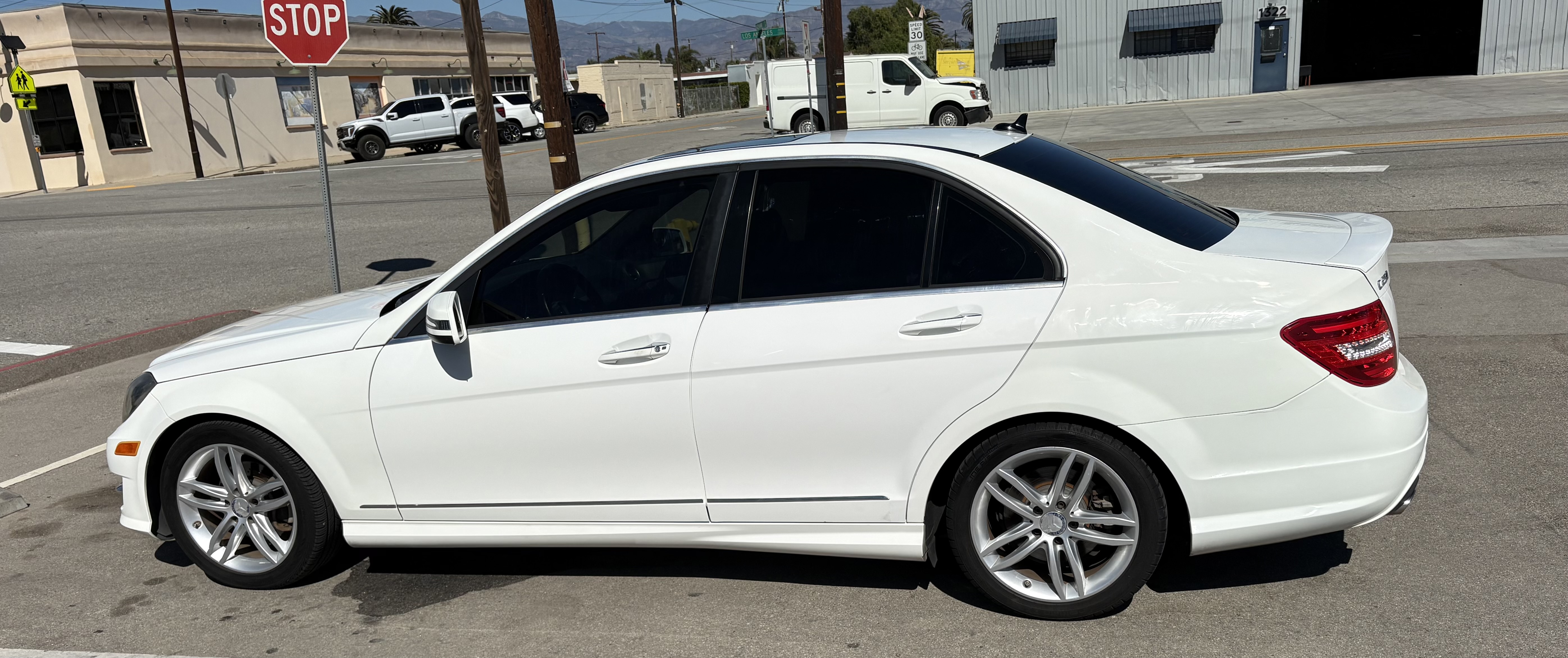 Used 2013 Mercedes-Benz C 250 Sedan image 2