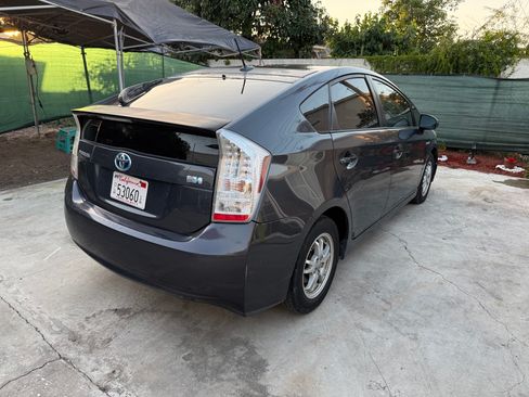 Used 2010 Toyota Prius Five FWD image 6