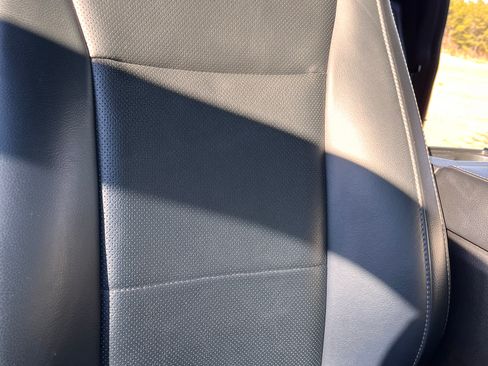 Used 2017 Ford F250 Lariat w/ Lariat Value Package image 19