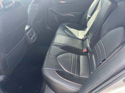 Used 2021 Toyota Avalon XSE image 6