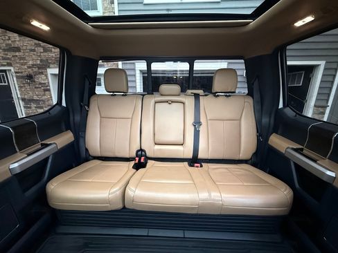 Used 2022 Ford F250 Lariat w/ Lariat Ultimate Package image 8