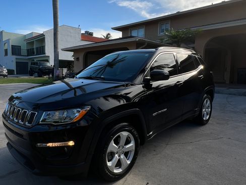 Used 2021 Jeep Compass Latitude w/ Sun and Sound Group image 5