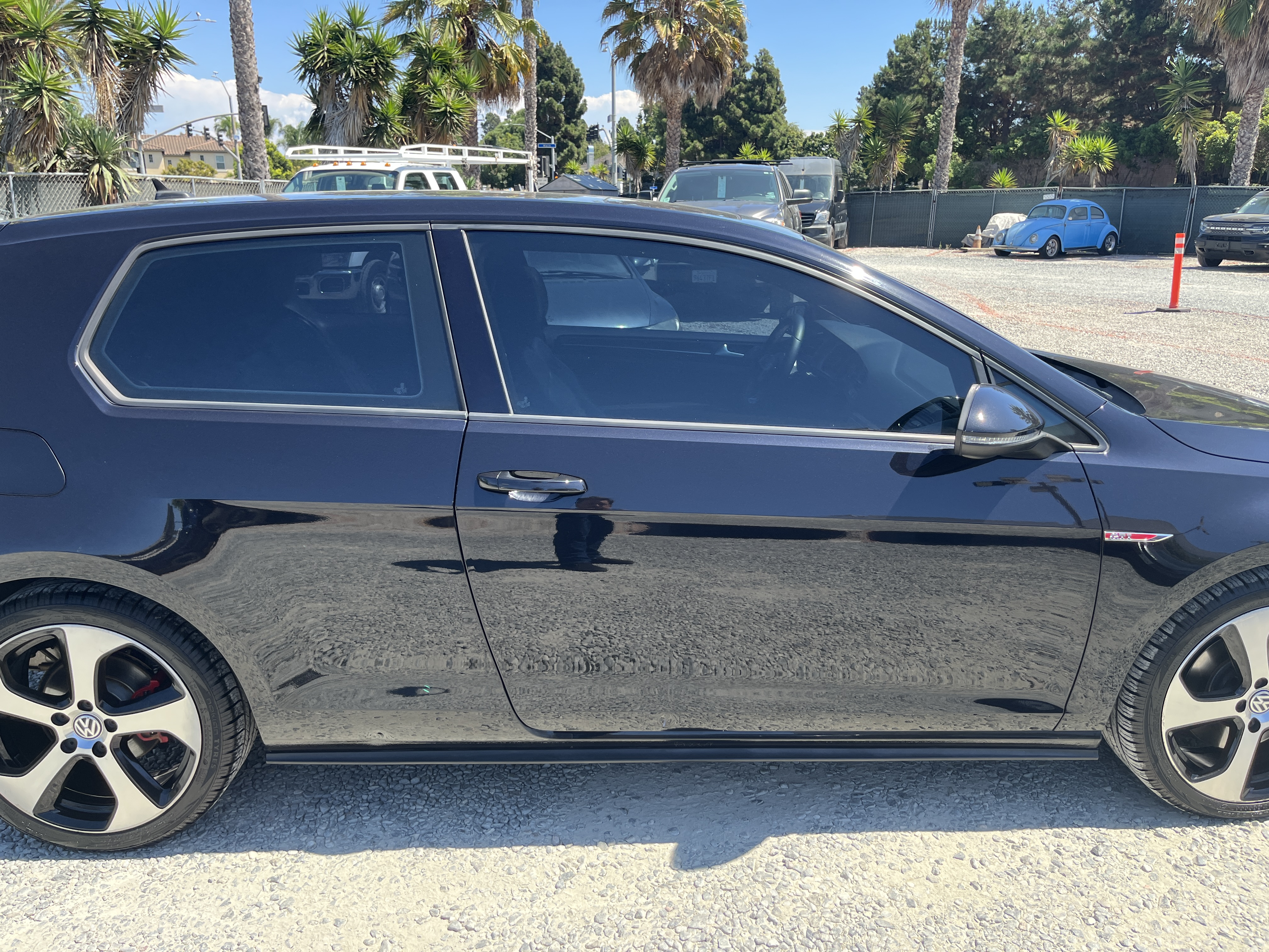 Used 2015 Volkswagen GTI SE FWD image 6
