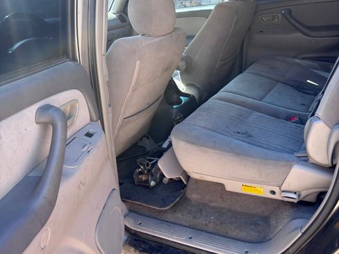 Used 2006 Toyota Tundra SR5 w/ TRD Off-Road Pkg RWD image 14