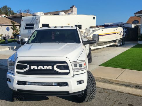 Used 2010 Dodge Ram 3500 Truck Laramie w/ Chrome Accents Group image 4
