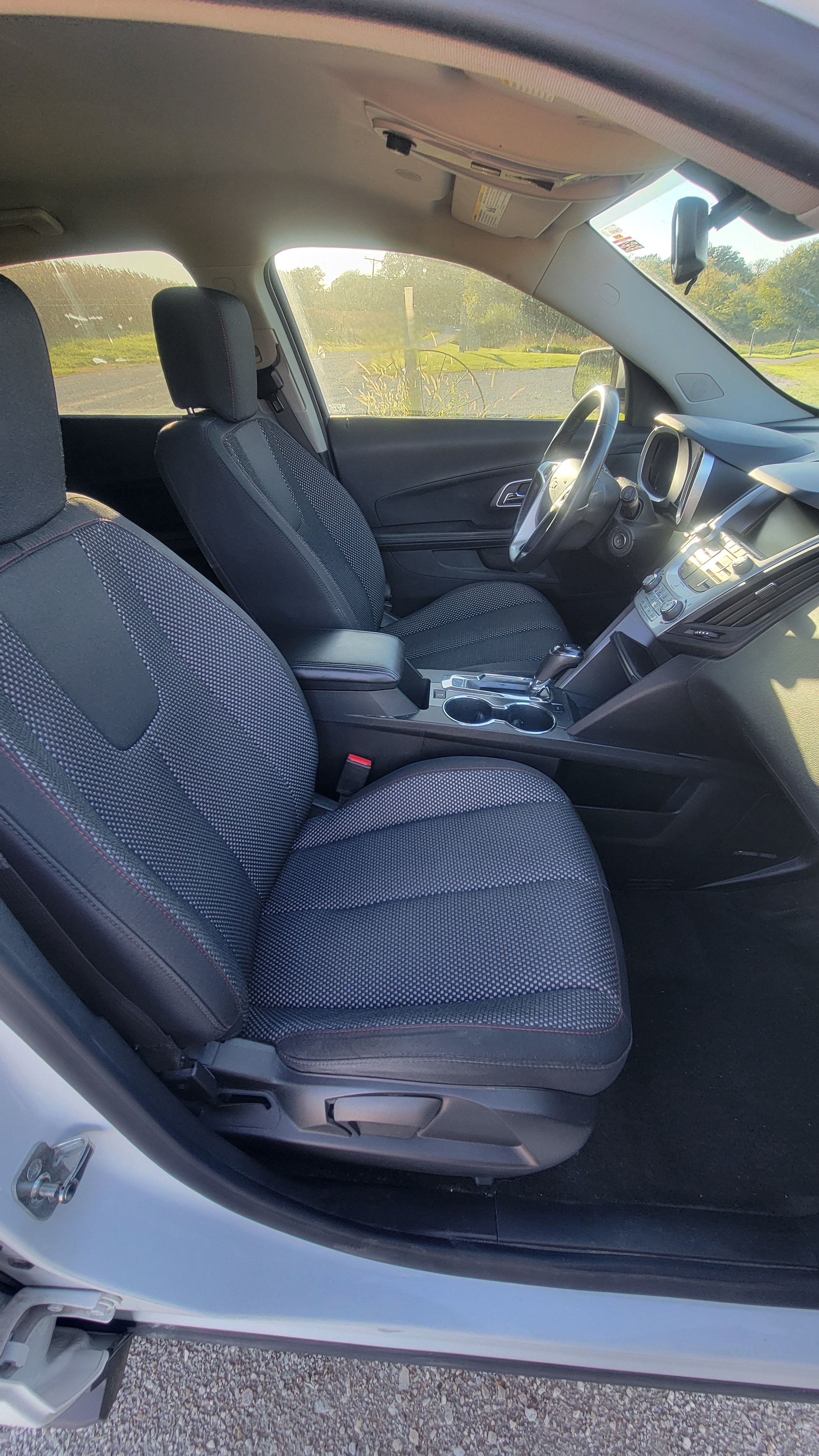 Used 2017 Chevrolet Equinox LT w/ Convenience Package FWD image 8