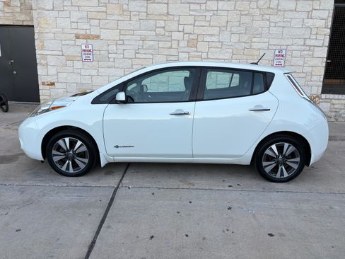 Used 2017 Nissan Leaf SL image 8