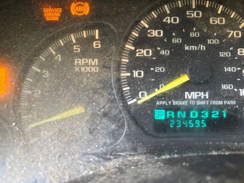 Used 2000 Chevrolet Silverado 1500 LS image 9