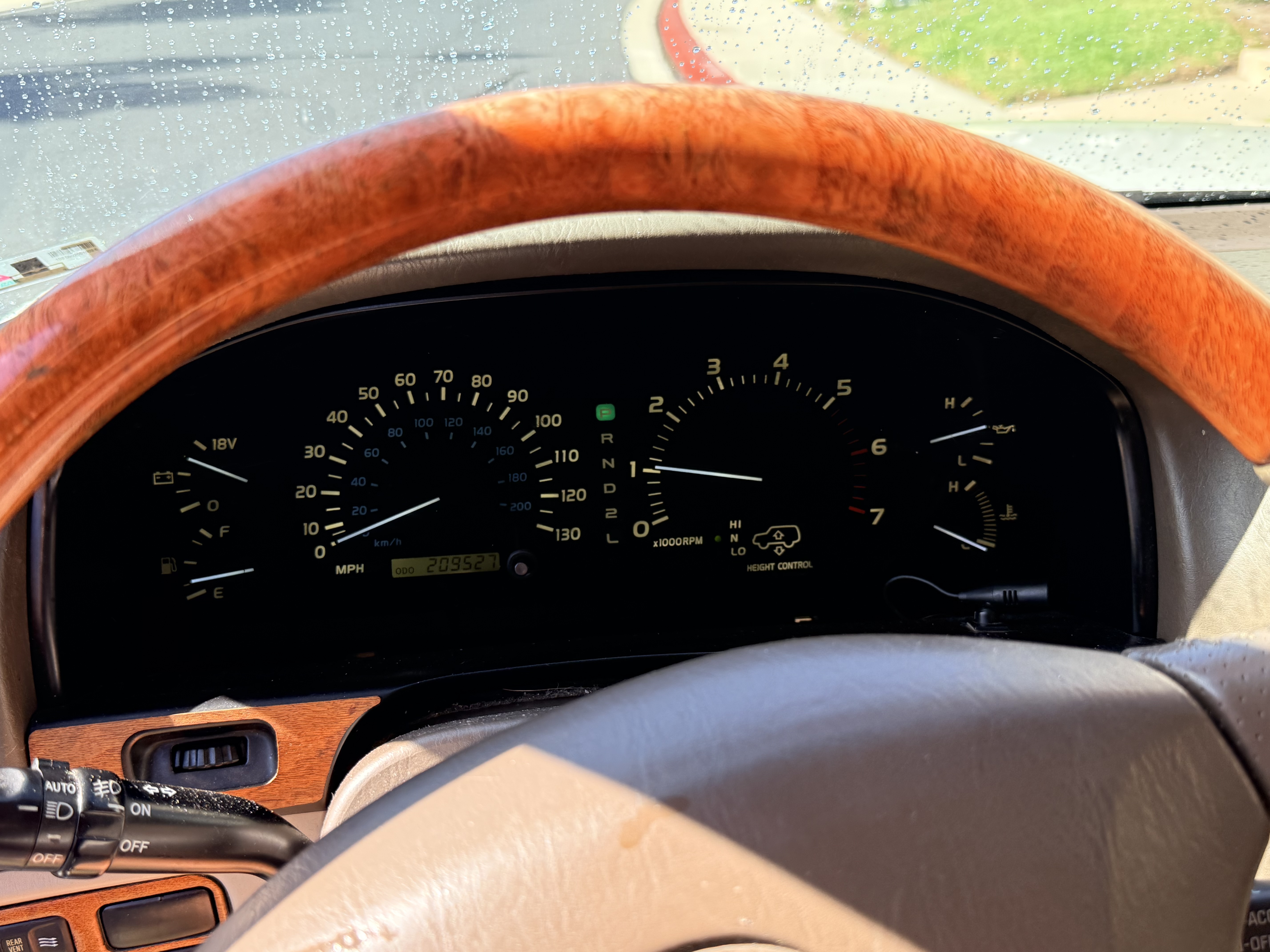 Used 2000 Lexus LX 470 4WD image 16