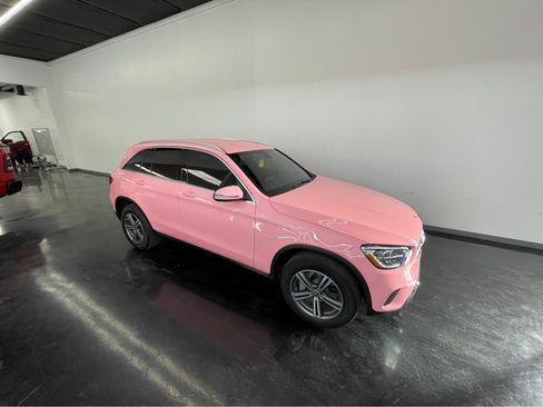 Used 2020 Mercedes-Benz GLC 300 image 2