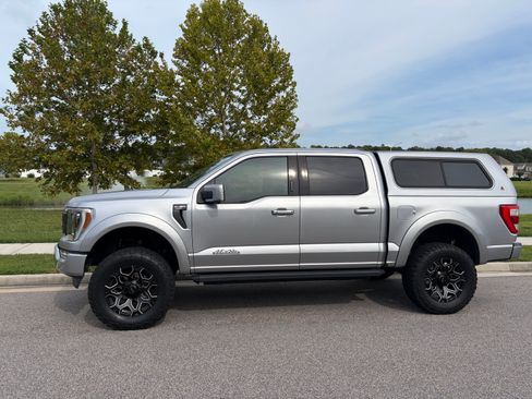 Used 2021 Ford F150 Lariat w/ Equipment Group 502A High AWD/4WD image 1