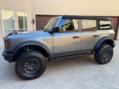 Used 2022 Ford Bronco Big Bend image 4