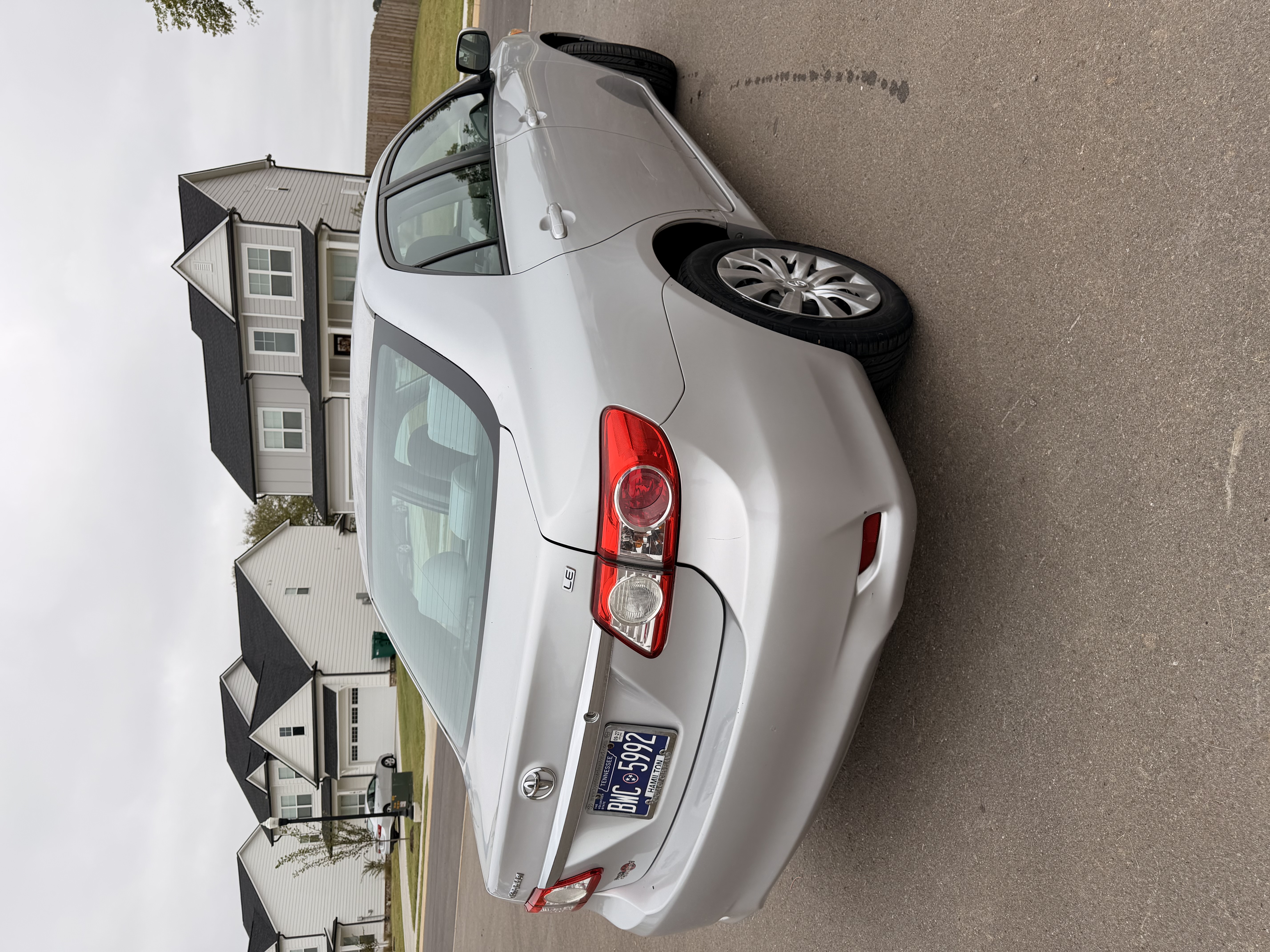 Used 2012 Toyota Corolla LE FWD image 4