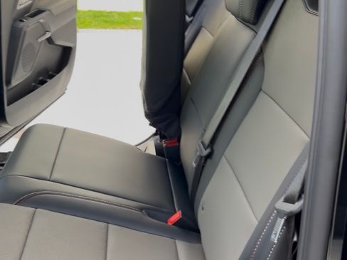 Used 2026 Chevrolet Silverado EV Trail Boss image 29