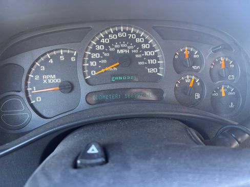 Used 2004 Chevrolet Silverado 1500 W/T image 24