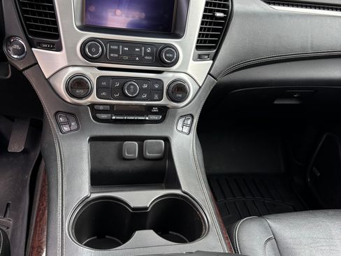 Used 2016 GMC Yukon SLT w/ Open Road Package image 11