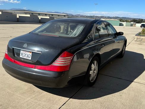Used 2005 Maybach 57 RWD image 11
