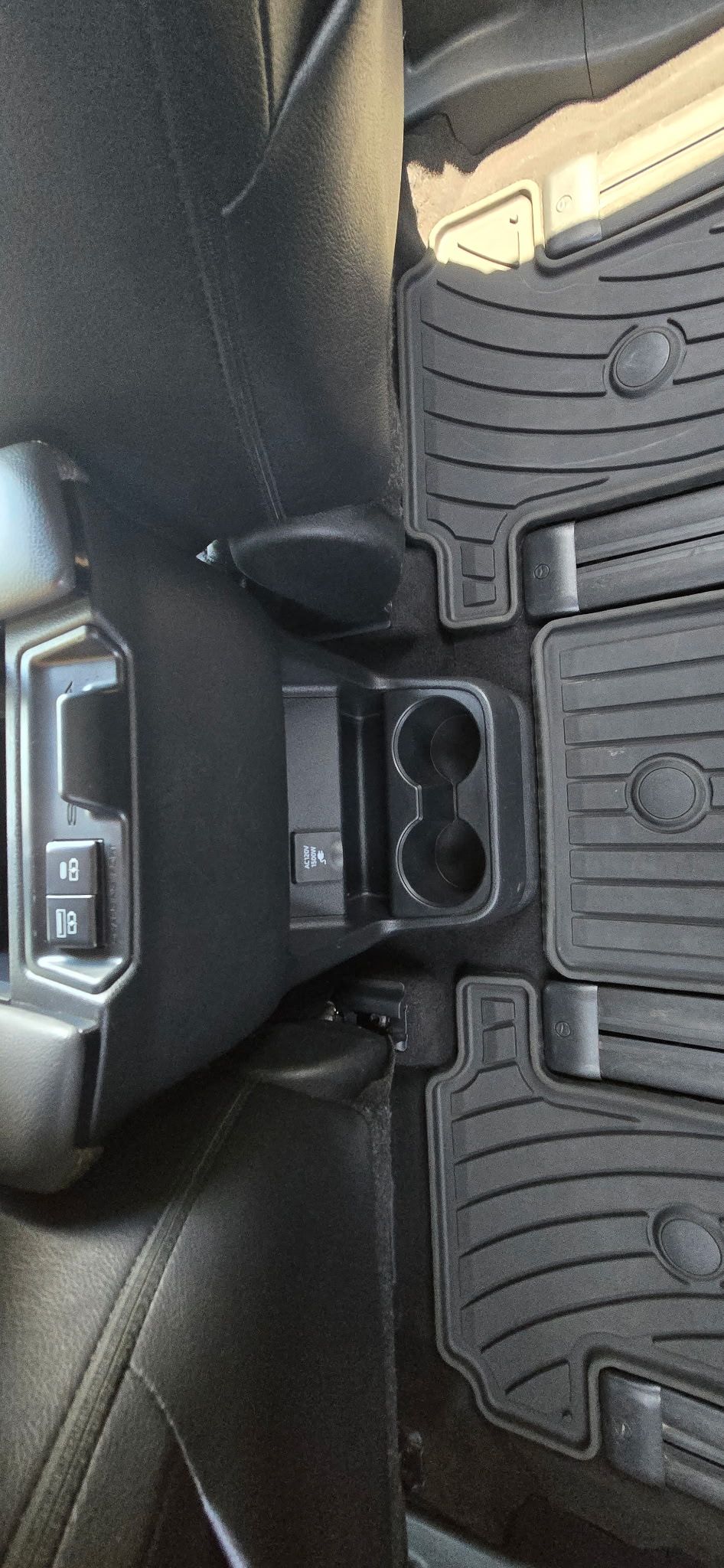 Used 2022 Toyota Sienna XLE Woodland Edition AWD/4WD image 14