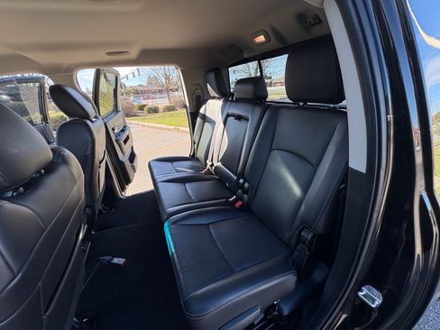 Used 2016 RAM 3500 Laramie image 11