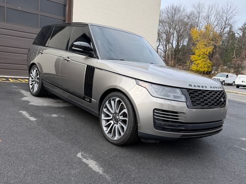 Used 2019 Land Rover Range Rover Long Wheelbase Supercharged image 1