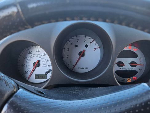 Used 2003 Toyota MR2 image 17