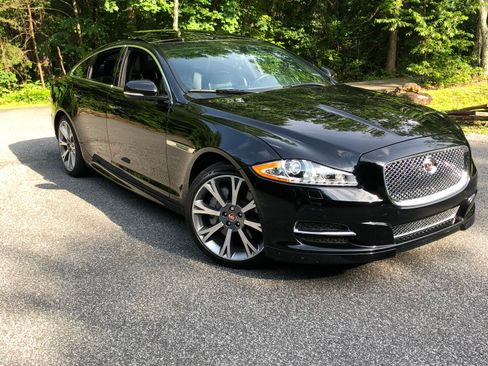 Used 2015 Jaguar XJ AWD image 8