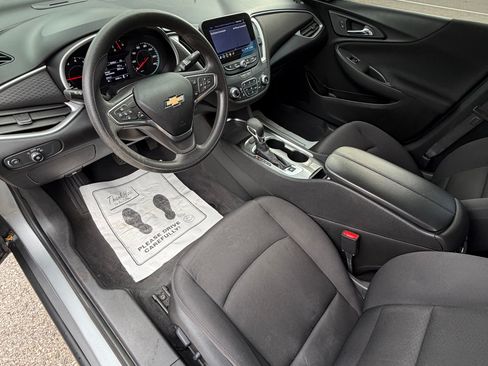 Used 2023 Chevrolet Malibu LT image 13